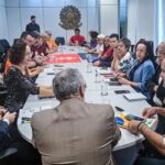Greve na Educação federal: proposta para PCCTAE decepciona e irrita servidores na mesa em Brasília